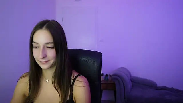 XXX chat uživo modela Crystalbrunette18
