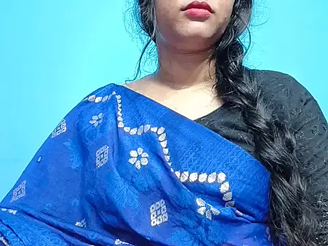 Adhiti_1's Live XXX Chat