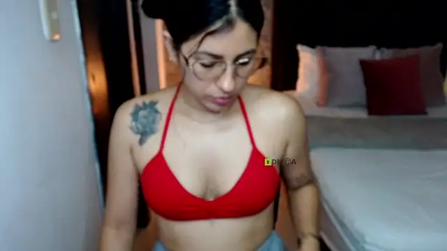 isa_cruzx's Live XXX Chat