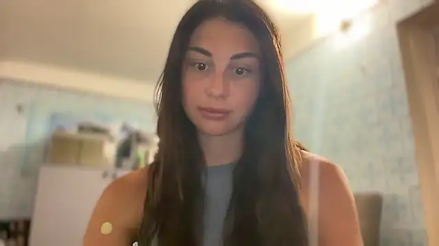 LiluMartiznir Adlı Modelin Canlı XXX Sohbeti