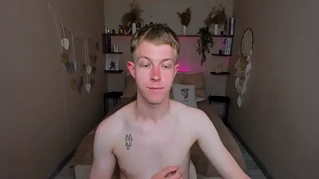Dylan_Norton Chat XXX in diretta