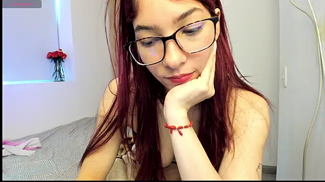 SarahLee__: απευθείας συνομιλία ΧΧΧ