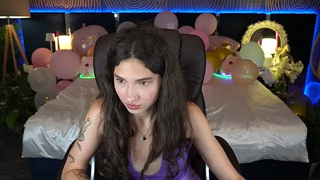 Chat +18 de BabyFlowerr ao vivo