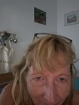 MatureKim Live XXX-chat