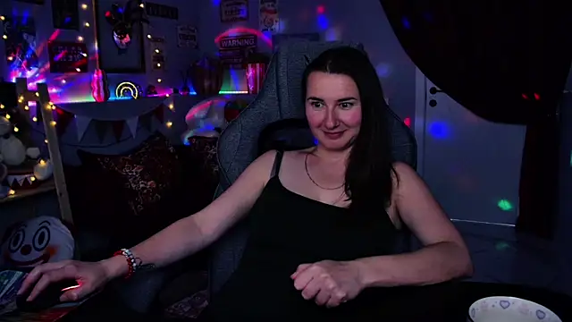 Golden_Dragon – Naživo XXX chat