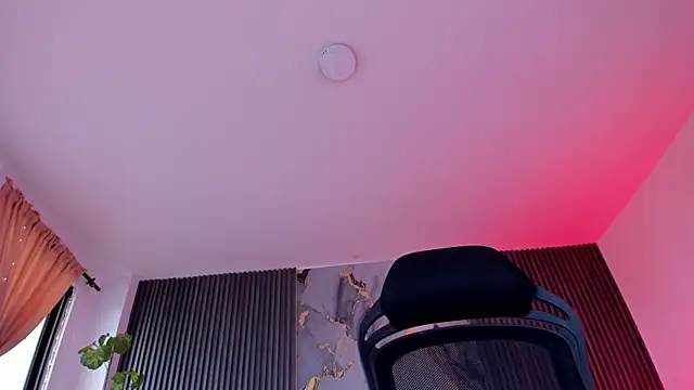 CarolineFyreのライブXXXチャット