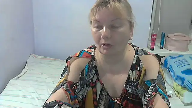 Lusi-777 Chat XXX in diretta