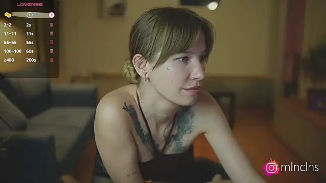 mel_collins' Live XXX Chat