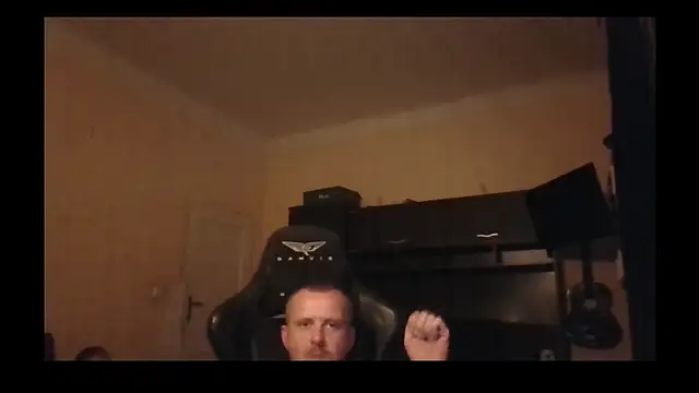 Webkamerová show MrWhitePL