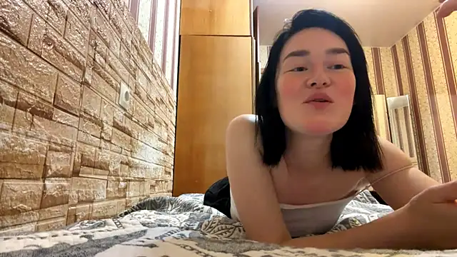 Snowmilly Live XXX-Chat