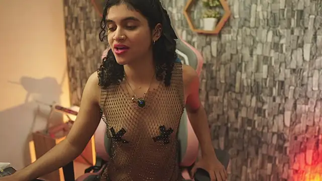 bonniie_98_ Chat XXX in diretta
