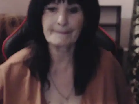 צ'אט XXX בשידור חי של KatarinaOhDream