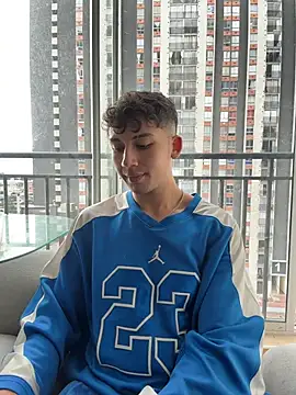 Chatroom XXX en direct de OLIVER_K