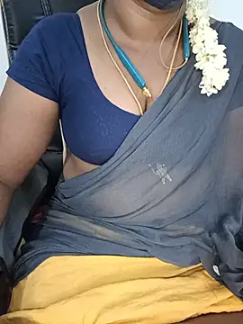 Tamil-hotwife 现场XXX聊天