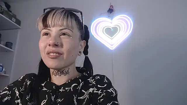 dulce_maria_x's Live XXX Chat