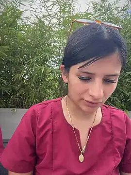 دردشة Mia_Alanna الجنسية المباشرة