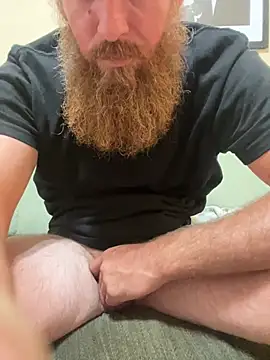 32XRedBeard Live XXX Chat