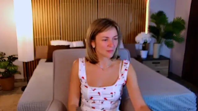 Chat XXX en directo de EmeraldGlow