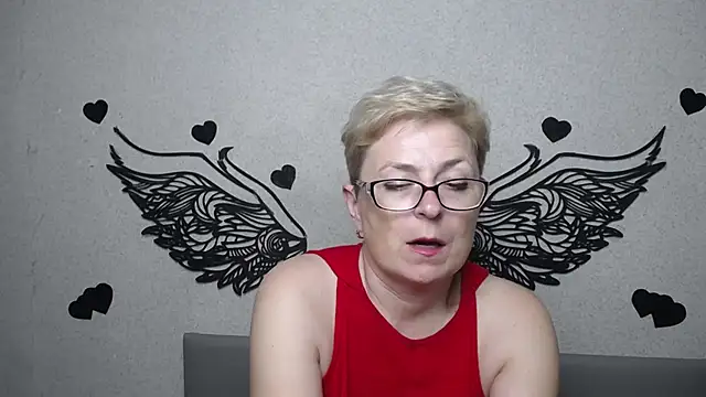 Chatroom XXX en direct de EmiliaGree