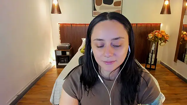 XXX chat uživo modela KatherineBond