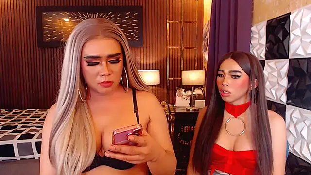 دردشة MariaSofiaLoveTS الجنسية المباشرة