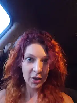 FreyaFucksFans' Live XXX Chat