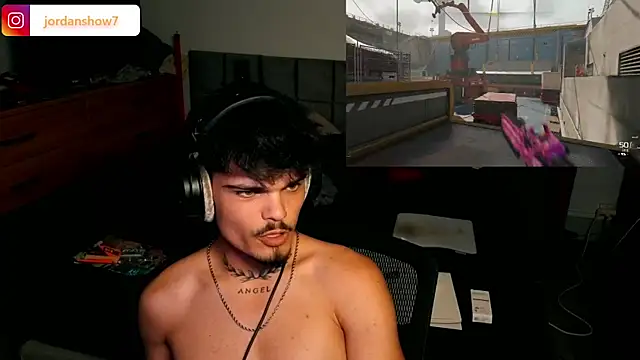 JordanShow élő XXX-chatje