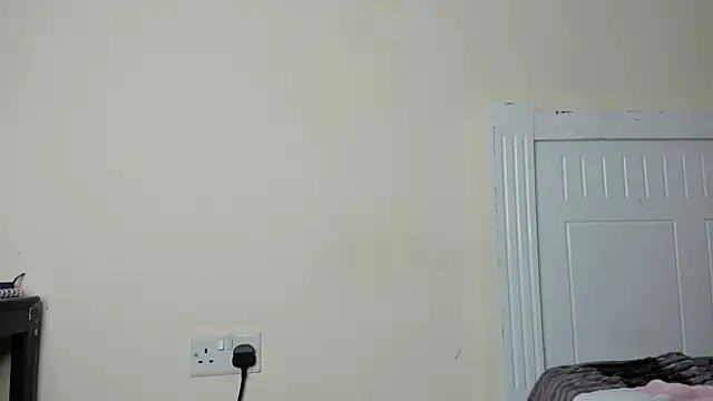 Chat +18 de Real_Slim_Thick ao vivo