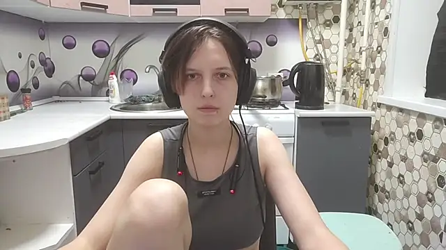 แชท XXX สดของ Saranade