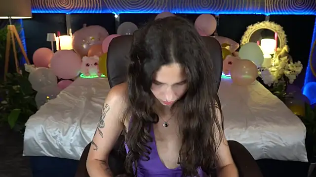 Chat XXX en directo de BabyFlowerr