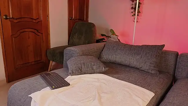 emiliapink Live XXX-Chat