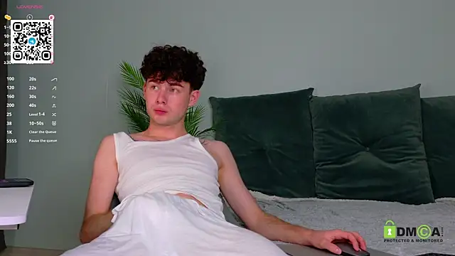 moon_Gloww Chat XXX live