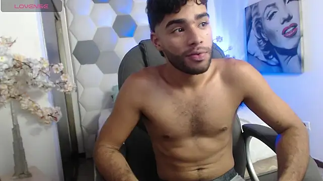 Chatroom XXX en direct de AlejandroGreco