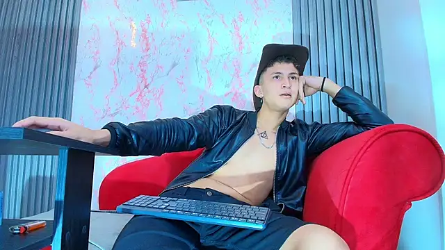 Axel_Romanov live XXX chat
