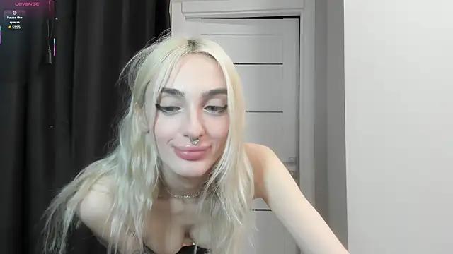 succubantra live XXX chat