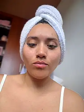 Veronica_Wins_'s Live XXX Chat
