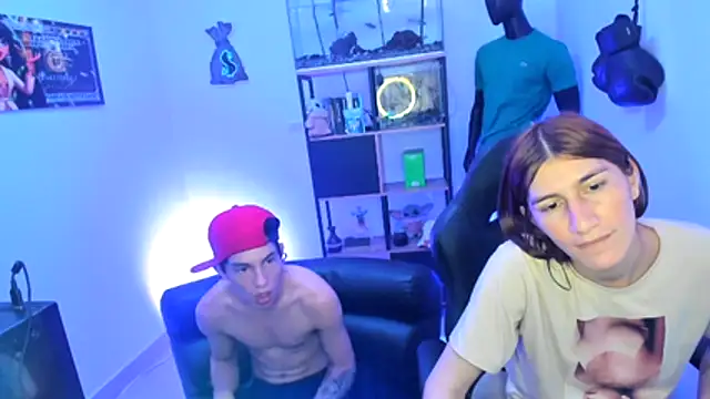 Онлайн чат XXX Pride_couple