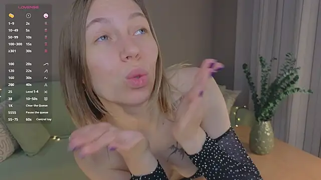 XXX chat uživo modela BlondeKelly