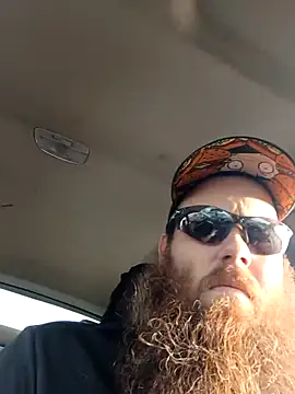 XXX chat uživo modela ThisGuy42o