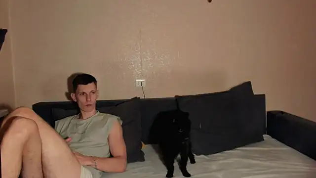 Kevin_Hornyyy Live XXX-chat