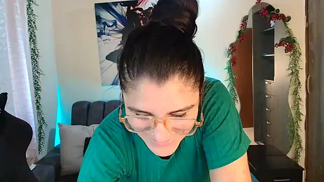 Chat XXX ao vivo de LUCYMILF_SEXY