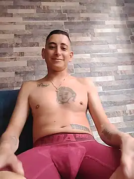 Tiger_cryad live XXX chat