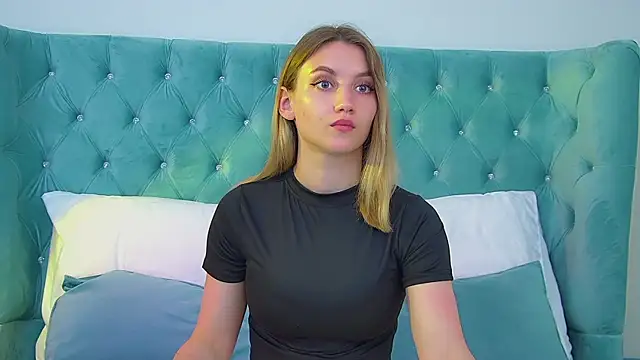 StacyEvances' Live XXX Chat