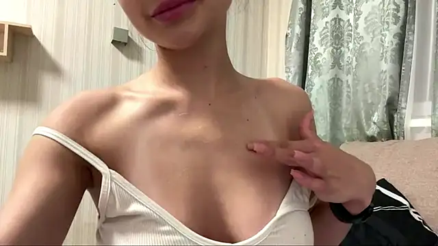 XXX chat uživo modela BlushingTask