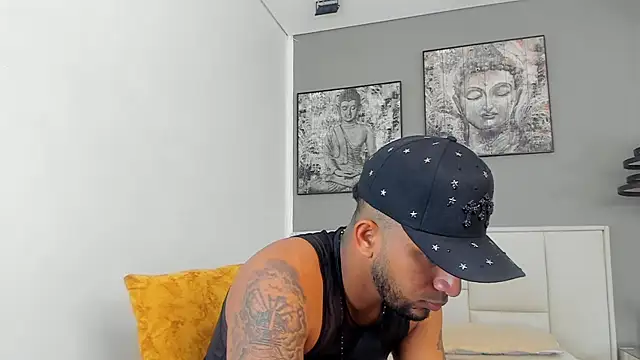 XXX chat uživo modela Robin_Rief