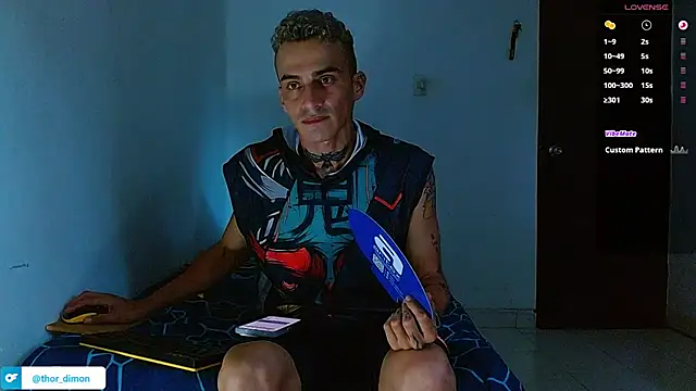 Živý XXX chat bray_hotboy777