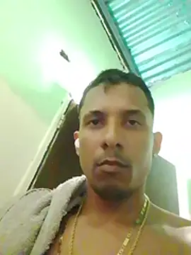 Chat +18 de blackhot22c ao vivo