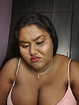 Chat XXX ao vivo de horny_diana