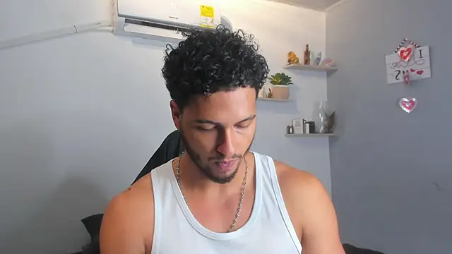 Kris_Khalifa69 Obrolan Langsung XXX