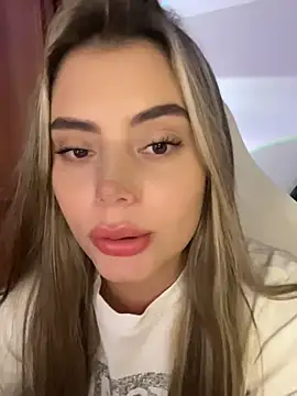 Miss_valeriaa's Live XXX Chat